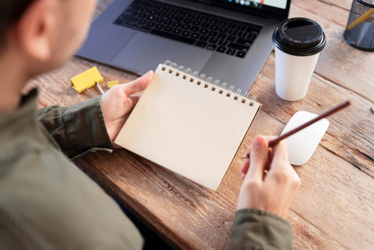 The Note-Taking Problem